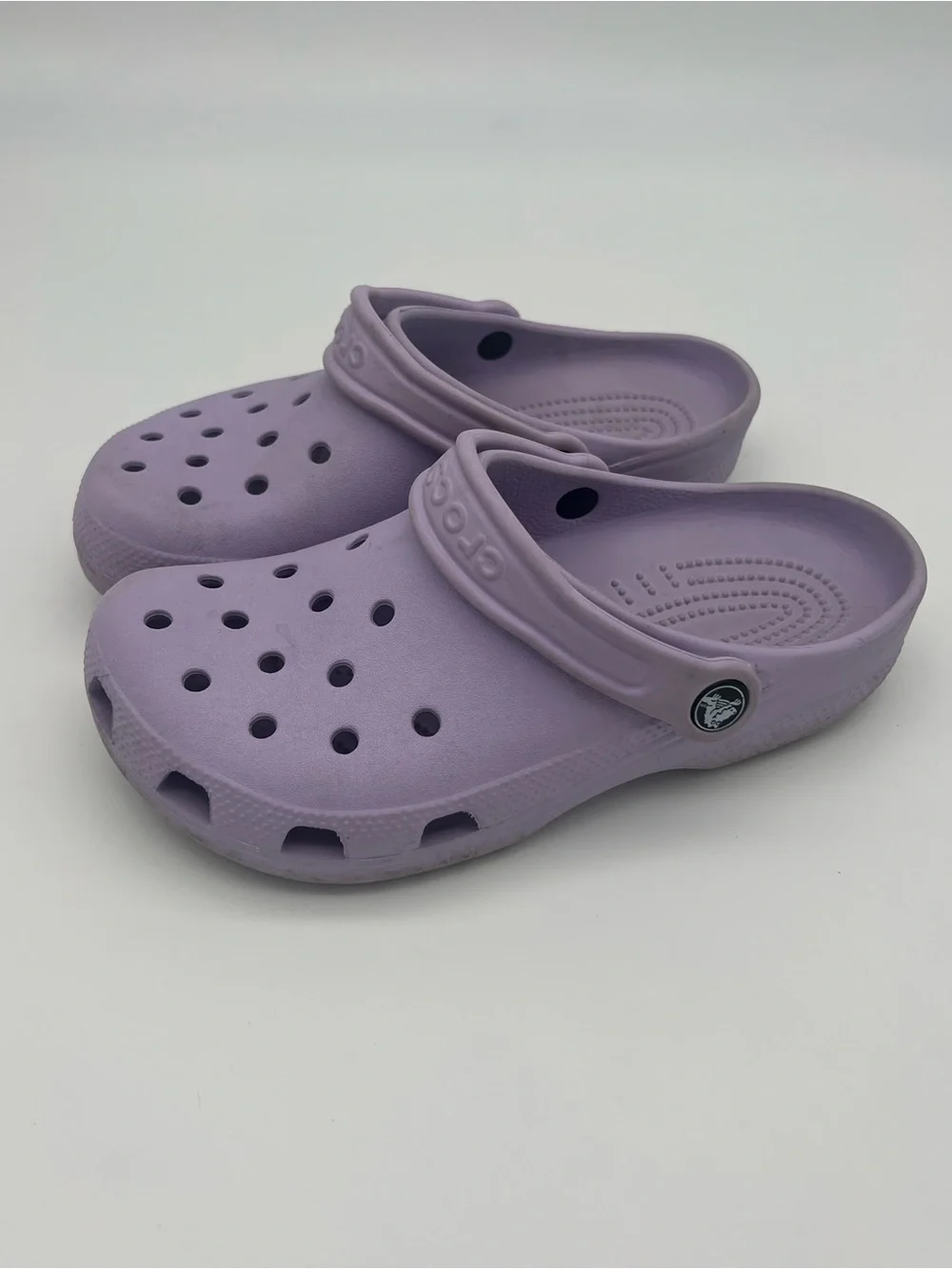 Crocs J3 classic Style Kids size 3 purple Clogs Lavender girls shoes sandals